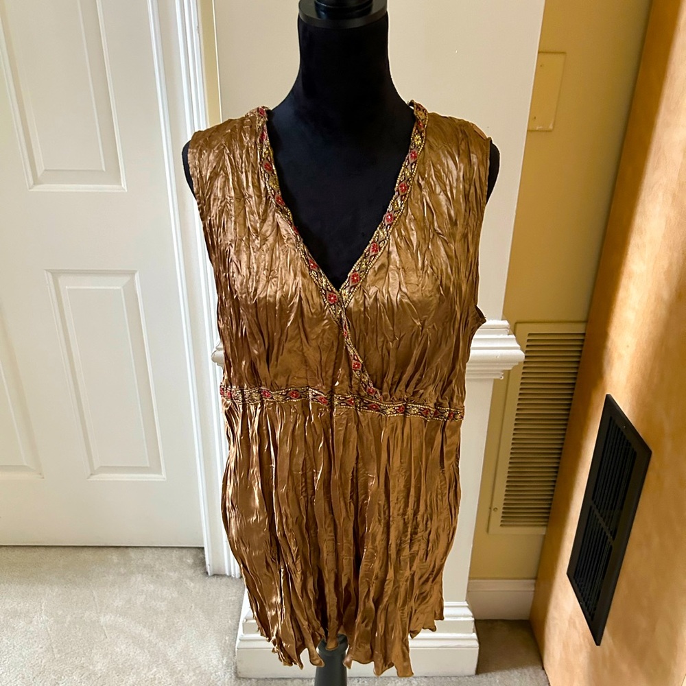 Soft and beautiful Cato Woman shirt size 22/24!